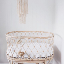 Load image into Gallery viewer, BASSINET WHITE FITTED SHEET
