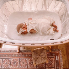 Load image into Gallery viewer, BASSINET WHITE FITTED SHEET