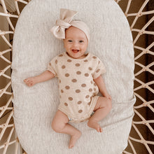 Load image into Gallery viewer, BASSINET MINI STRIPE FITTED SHEET