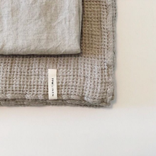 Load image into Gallery viewer, NATURAL WAFFLE BLANKET